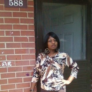 Meet your Posher, Debra winstead